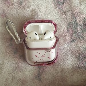 AirPod case generation 1 & 2